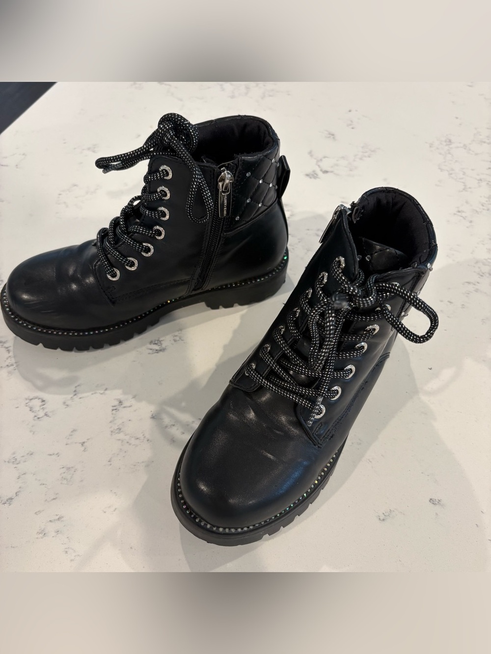 Kids Vince Camuto Black Quilted Lace-Up Zip Ankle Biker Boots size 1.5